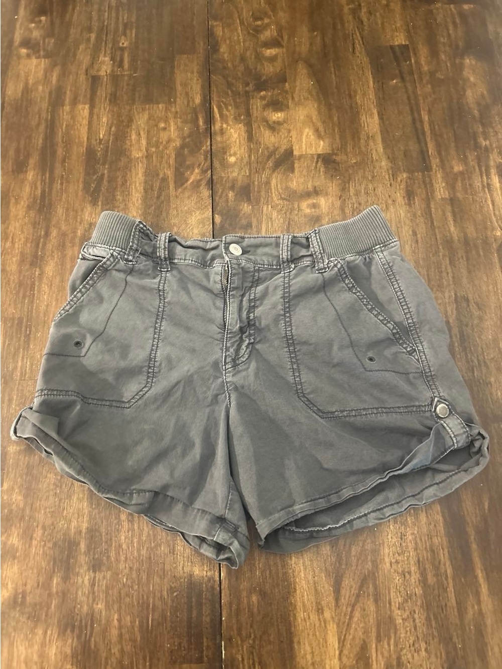 American Eagle Outfitters Gray Utility Cargo Shorts
